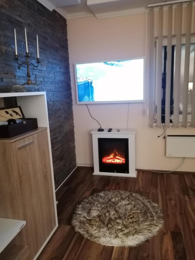 Apartman Dionis Sm Sremska Mitrovica Exterior photo
